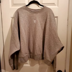 Womens Plus Adidas crew. Cozy, oversized, cropped fit. Like new!